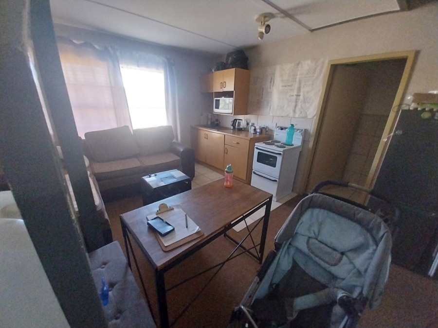  Bedroom Property for Sale in Kannoniers Park North West